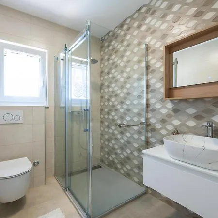 Luxurious In Dom wakacyjny Mali Vareški